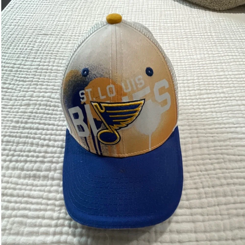 NHL St. Louis Blues Youth Hat Cap Trucker Snapback Hockey